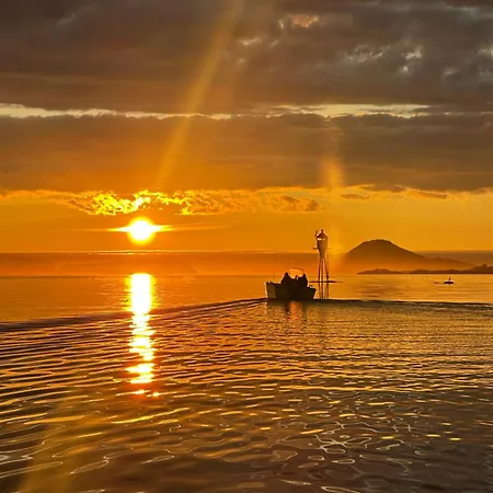 Apartamento Vár Seaside *